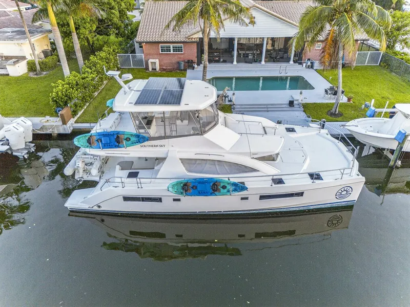 Slide: The Image of Leopard 51 2018 - 5758738