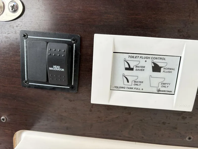 Slide: The Image of 2023 Pursuit S 288 - 5759008