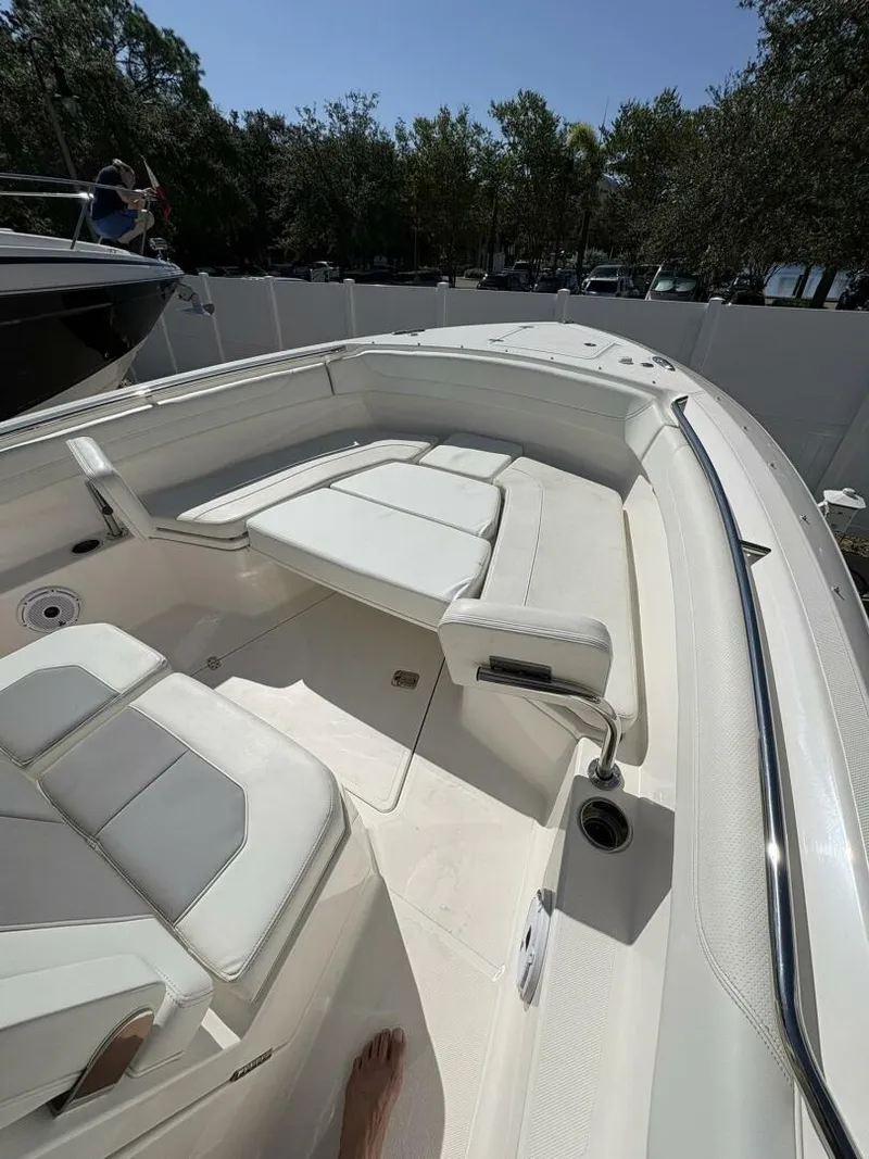 Slide: The Image of 2023 Pursuit S 288 - 5759005