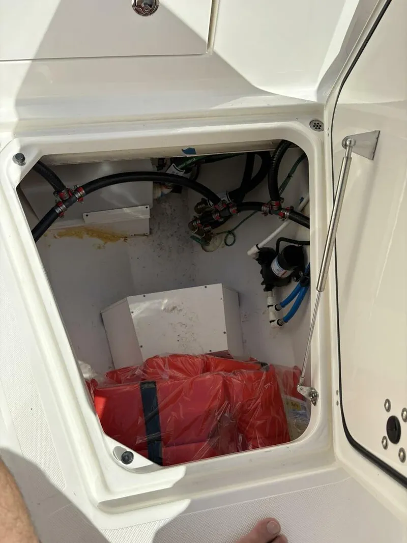 Slide: The Image of 2023 Pursuit S 288 - 5759011