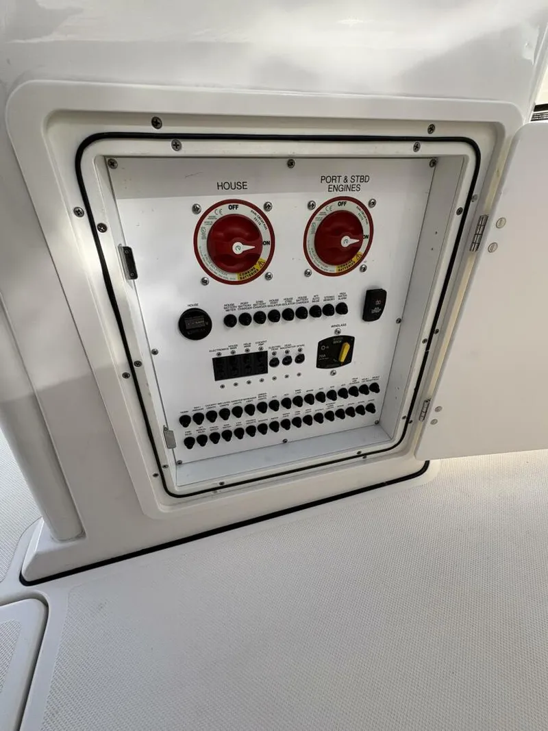 Slide: The Image of 2023 Pursuit S 288 - 5759016