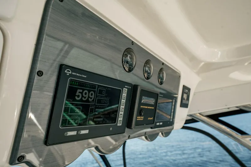 Slide: The Image of Sea Ray 580 Sedan Bridge 2007 - 5759119