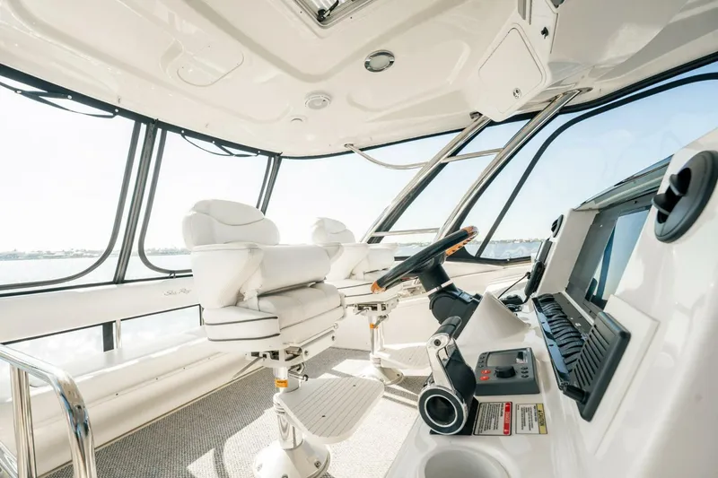 Slide: The Image of Sea Ray 580 Sedan Bridge 2007 - 5759121