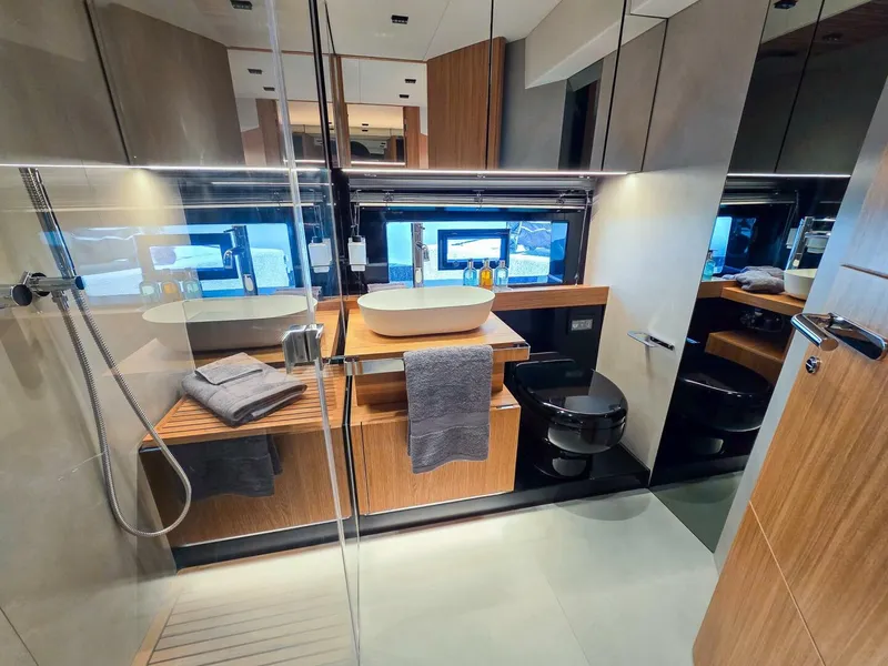 Slide: The Image of De Antonio Yachts D60 2026 - 5971699