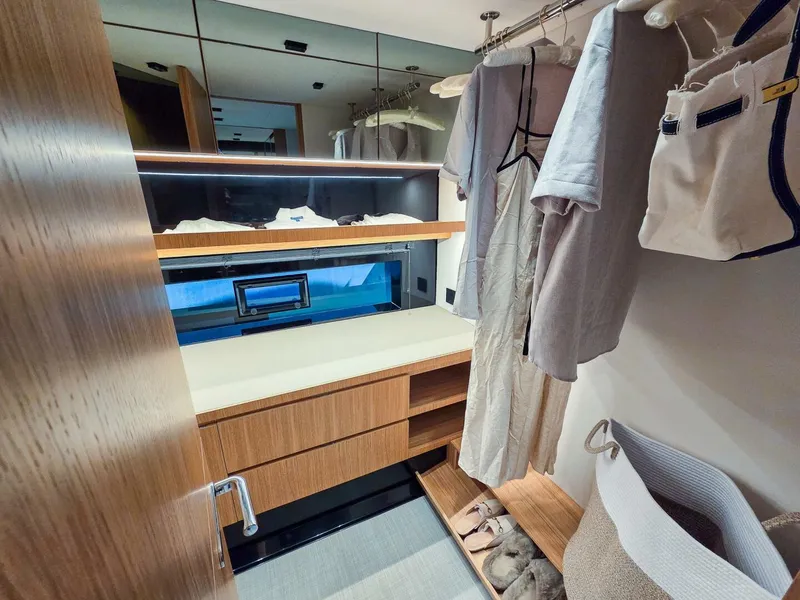 Slide: The Image of De Antonio Yachts D60 2026 - 5971700