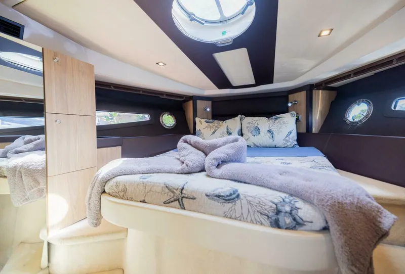 Slide: The Image of Cranchi M 44 HT 2014 - 5759303