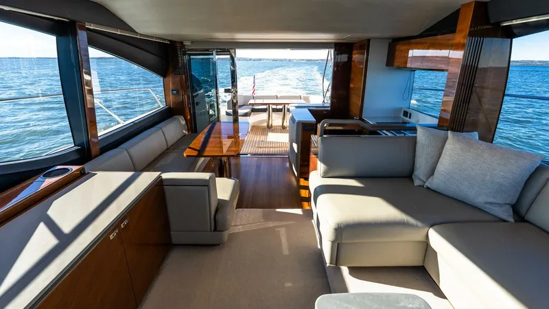 Slide: The Image of Princess S60 Sportbridge 2019 - 5759389