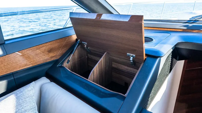 Slide: The Image of Princess S60 Sportbridge 2019 - 5759391