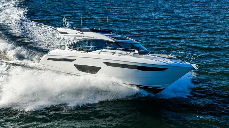 Slide: The Image of Princess Marine S60 Sportbridge 2019 - 5759368