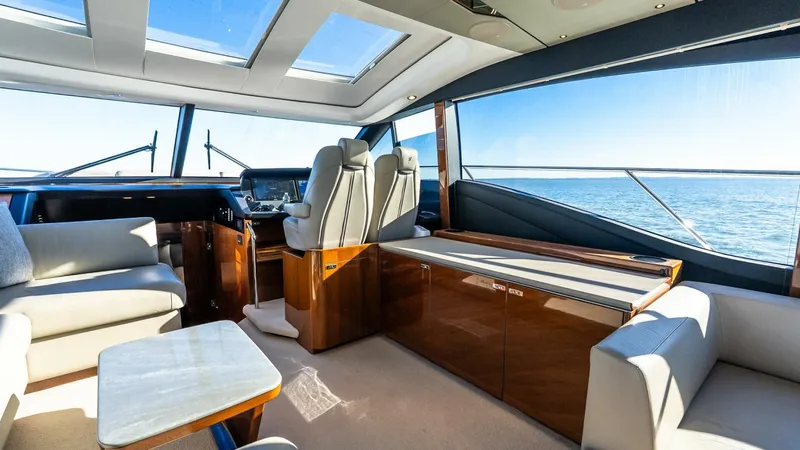 Slide: The Image of Princess Marine S60 Sportbridge 2019 - 5759381