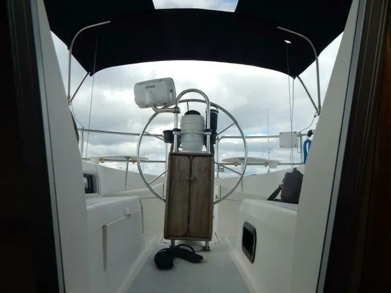 Slide: The Image of Hunter 33.5 1992 - 5760056