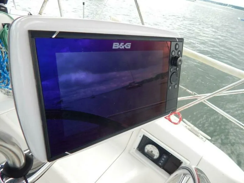 Slide: The Image of Hunter 33.5 1992 - 5760037