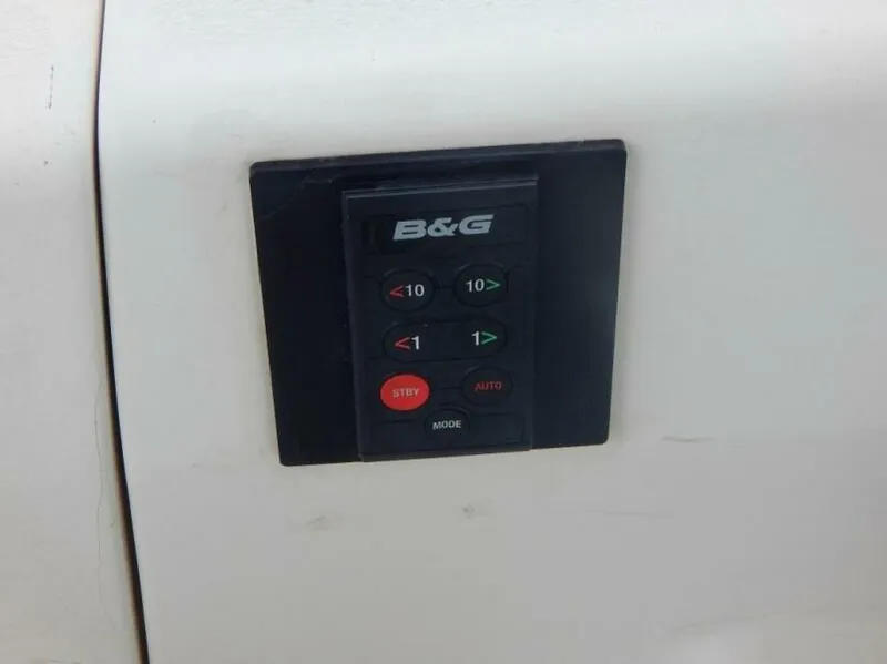 Slide: The Image of Hunter 33.5 1992 - 5760040