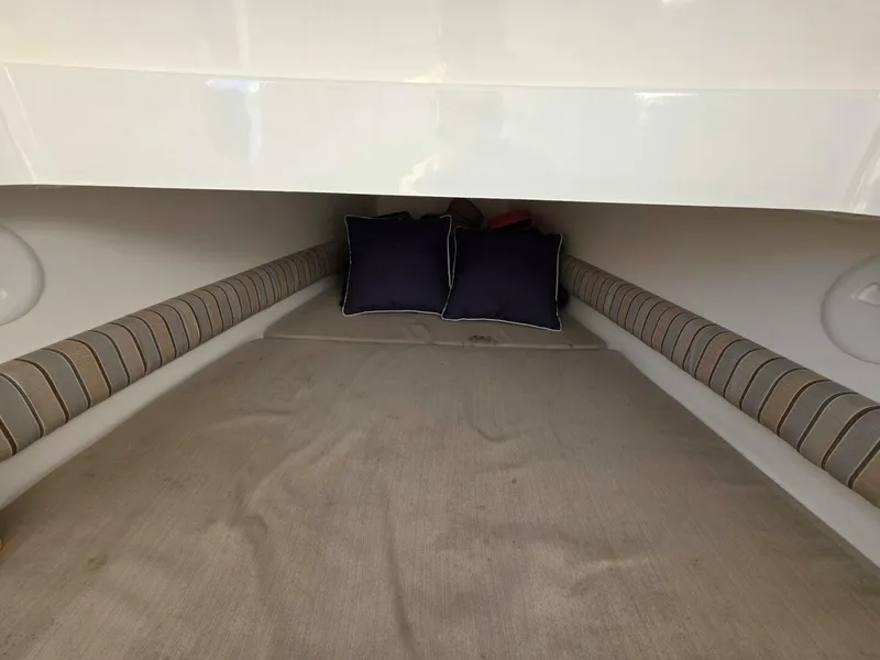 Slide: The Image of Regulator Marine 34 CC 2014 - 5760283