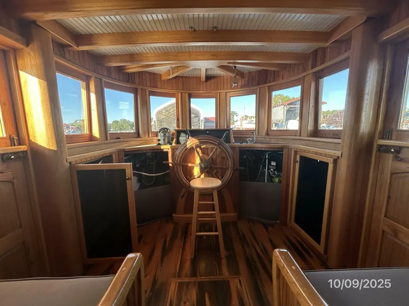 Slide: The Image of Choptank pilothouse forward - 5776078