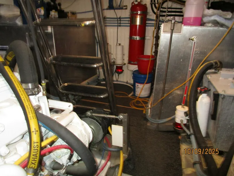 Slide: The Image of Choptank engine room forward - 5776055