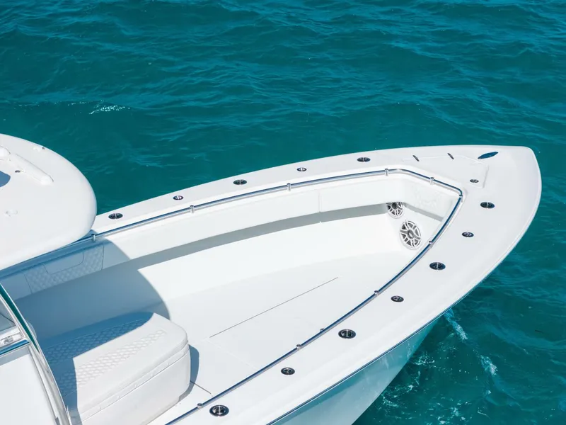 Slide: The Image of Contender 39 ST 2023 - 5761378