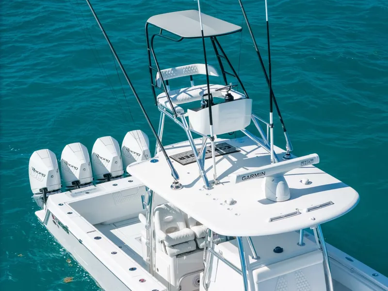 Slide: The Image of Contender 39 ST 2023 - 5761380