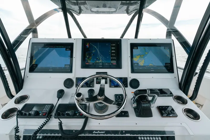 Slide: The Image of Sea Hunter 45 2013 - 5761636