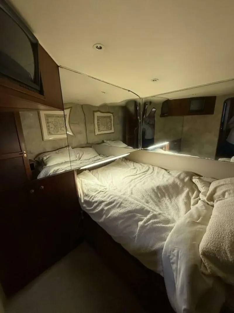 Slide: The Image of Ocean Yachts 53 1995 - 5854662