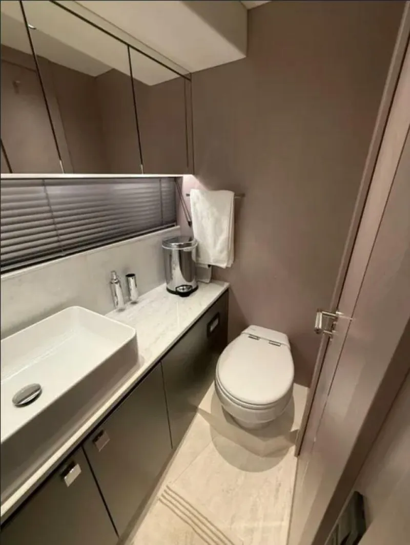 Slide: The Image of Sunseeker 55 Predator 2025 - 5763208