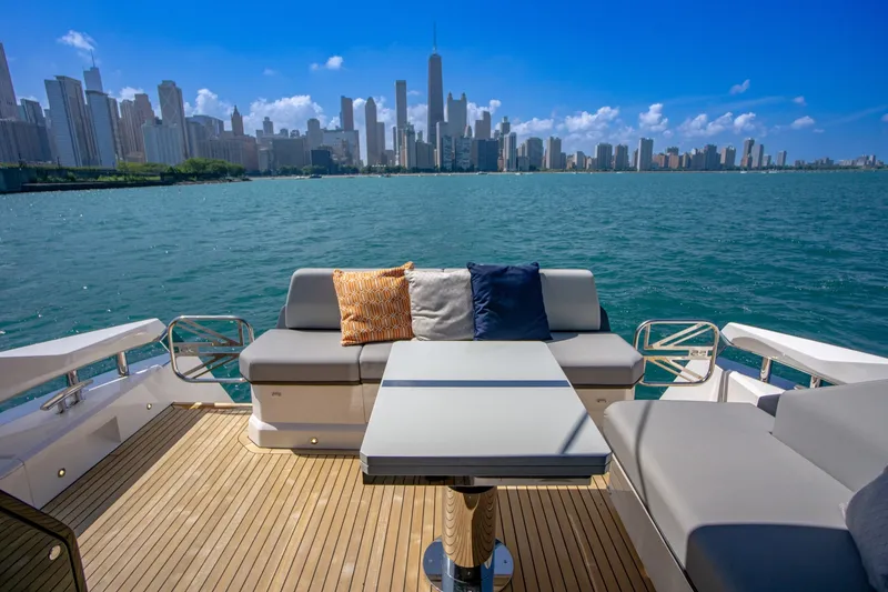 Slide: The Image of Sunseeker 55 Predator 2025 - 7518775