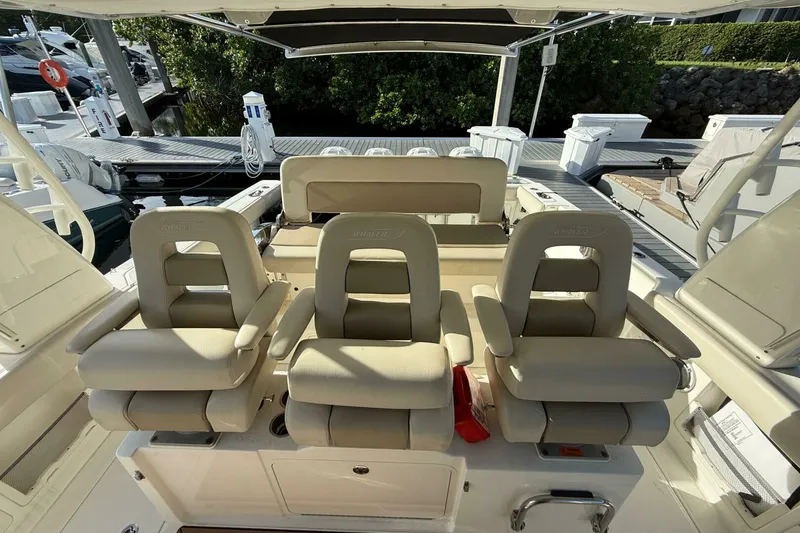 Slide: The Image of Boston Whaler 420 Outrage 2020 - 5770062