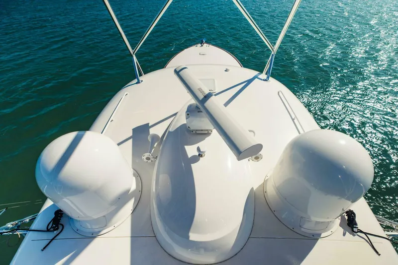 Slide: The Image of Viking 72 Enclosed Bridge 2020 - 5763419