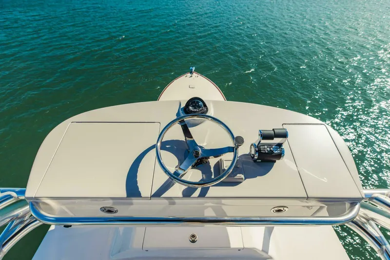 Slide: The Image of Viking 72 Enclosed Bridge 2020 - 5763421