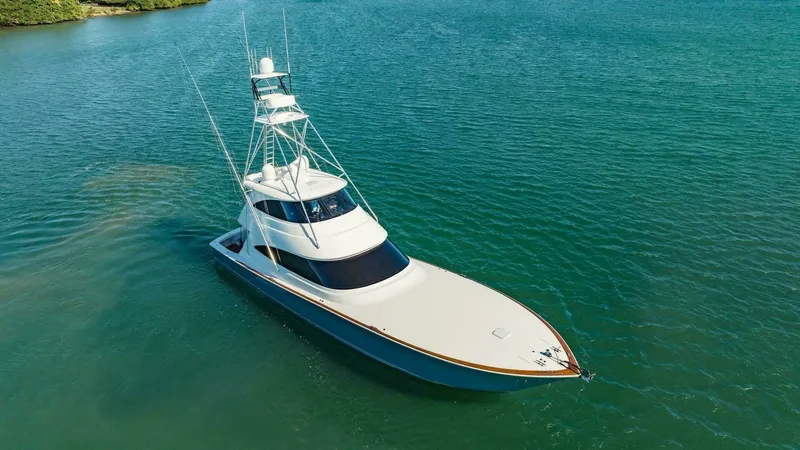 Slide: The Image of Viking 72 Enclosed Bridge 2020 - 6410725