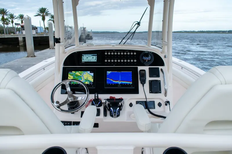 Slide: The Image of Grady-White 30 2020 - 5763520