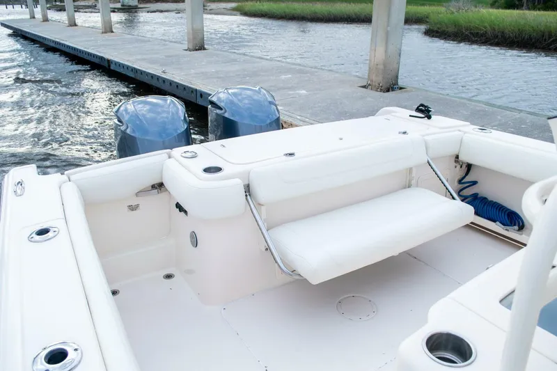 Slide: The Image of Grady-White 30 2020 - 5763530