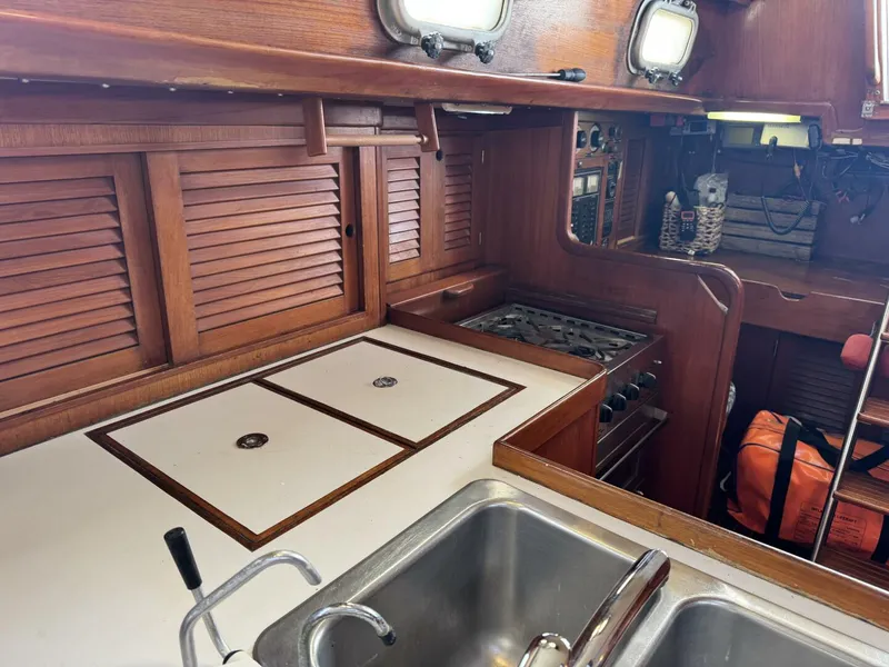 Slide: The Image of Bristol 41 1986 - 5764353