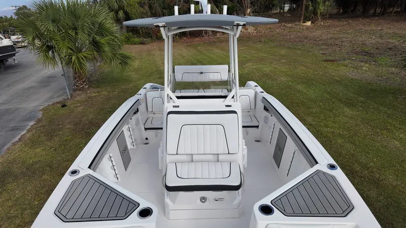 Slide: The Image of Yamaha 220 FSH Sport 2025 - 19