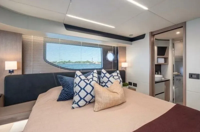 Slide: The Image of Absolute 48 Coupe 2026 - 5764433