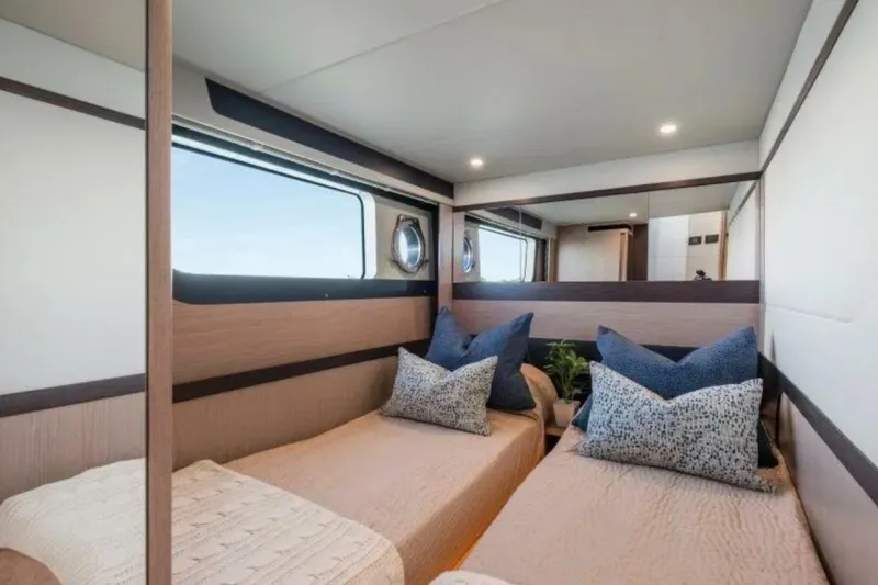 Slide: The Image of Absolute 48 Coupe 2026 - 5764437