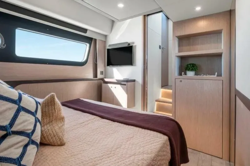 Slide: The Image of Absolute 48 Coupe 2026 - 5764440