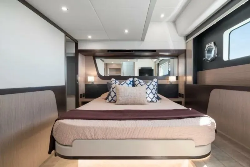 Slide: The Image of Absolute 48 Coupe 2026 - 5764417