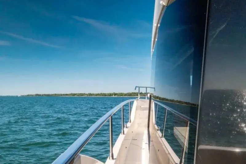 Slide: The Image of Absolute 48 Coupe 2026 - 5764421