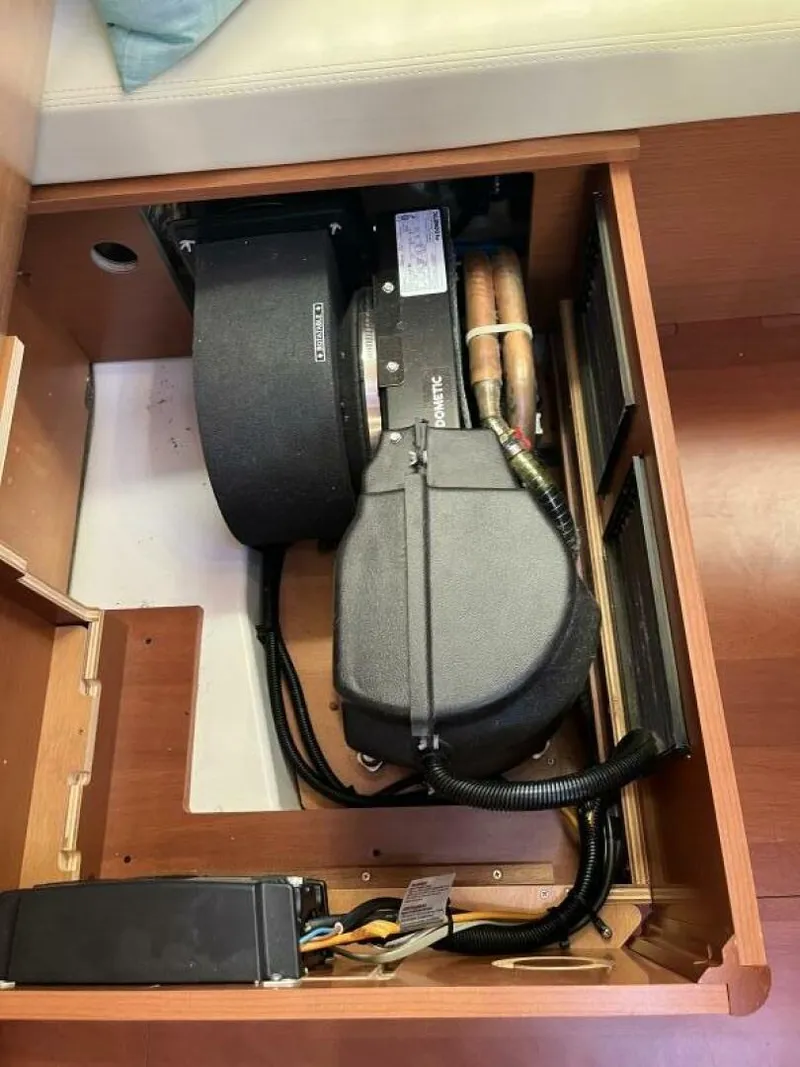 Slide: The Image of Beneteau 46.1 2020 - 5836175