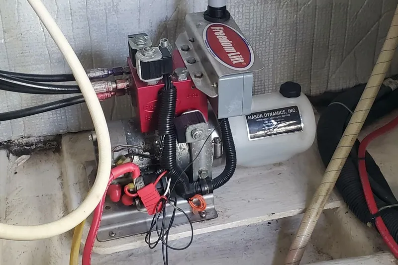 Slide: The Image of Sabre 48 Salon Express 2012 - 5789469