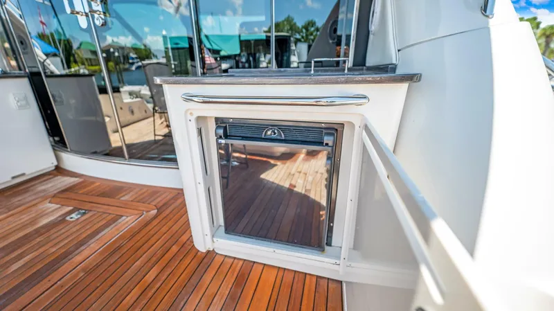 Slide: The Image of Sea Ray 610 SUNDANCER 2013 - 5764759