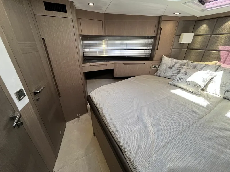 Slide: The Image of Galeon 500 FLY 2023 - 5914665
