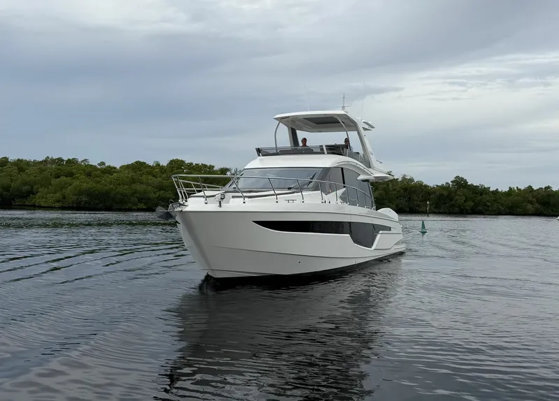 Slide: The Image of Galeon 500 FLY 2023 - 5914634