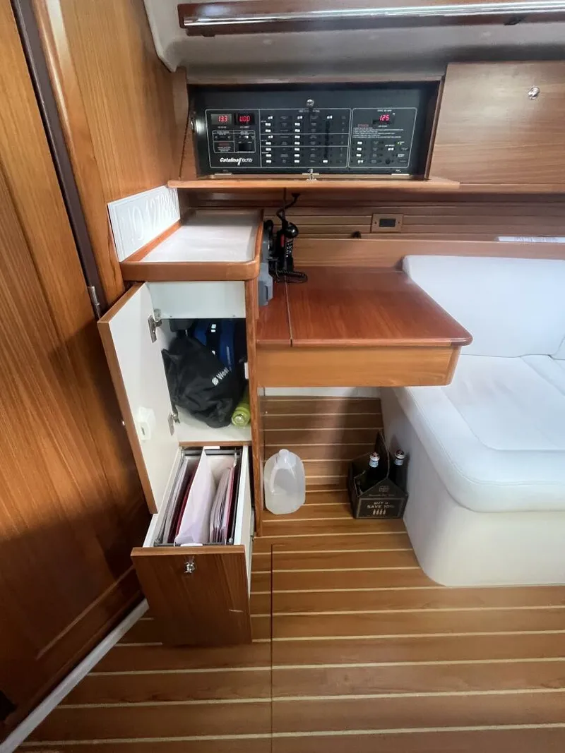 Slide: The Image of Catalina 355 2017 - 5813854