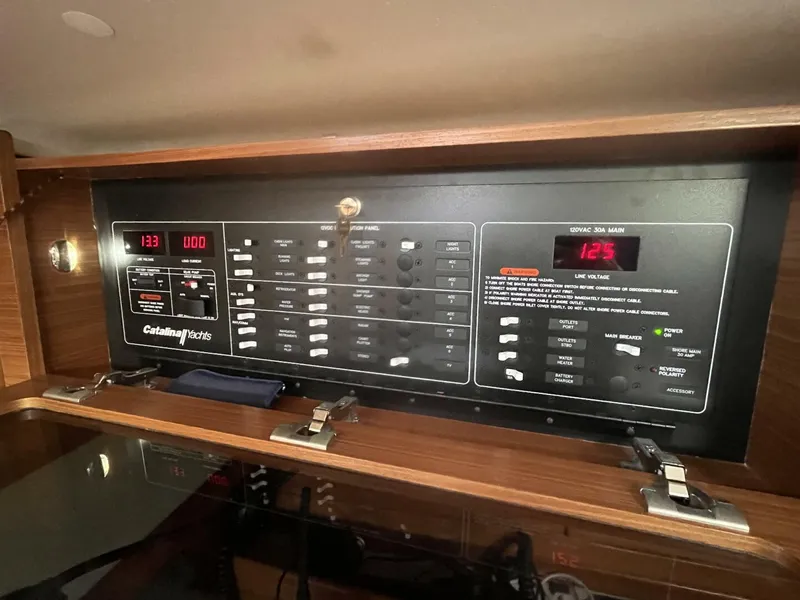 Slide: The Image of Catalina 355 2017 - 5813860