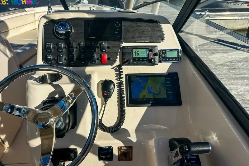 Slide: The Image of Grady-White 255 Freedom 2016 - 5931398