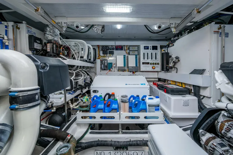 Slide: The Image of Engine Room - 5766633