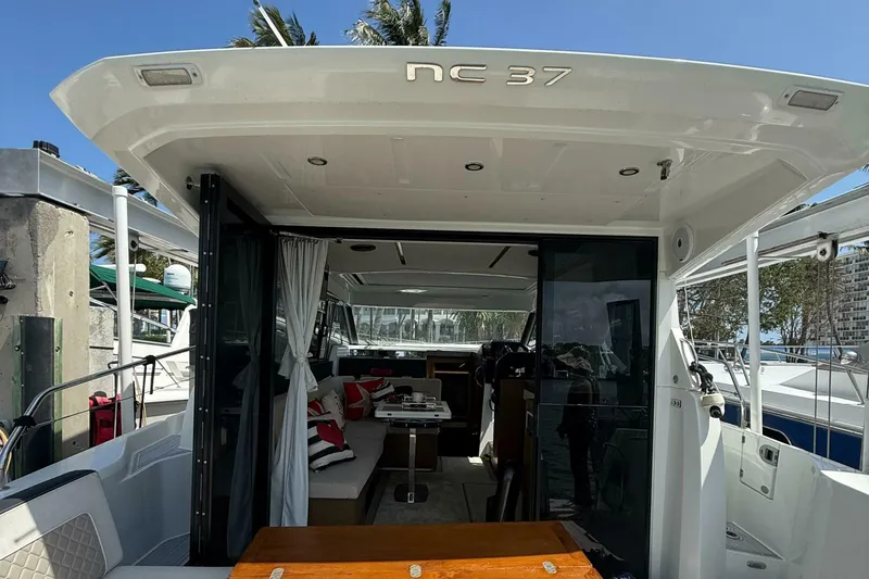 Slide: The Image of Jeanneau 37 2020 - 5767331