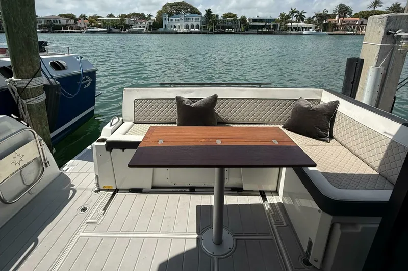 Slide: The Image of Jeanneau 37 2020 - 5767318